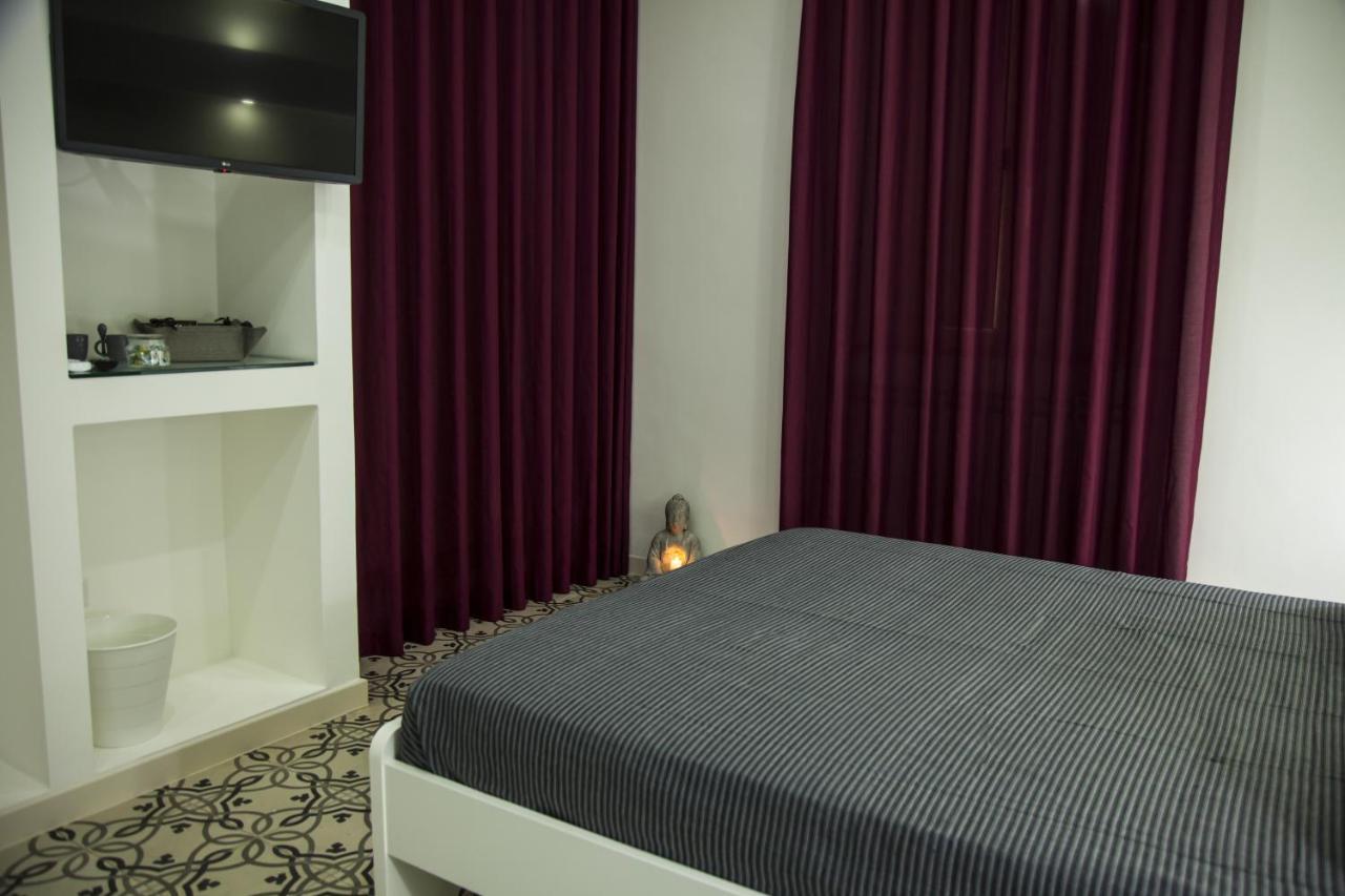 Villa Adelaide Suite & Room Торре-а-Маре Экстерьер фото