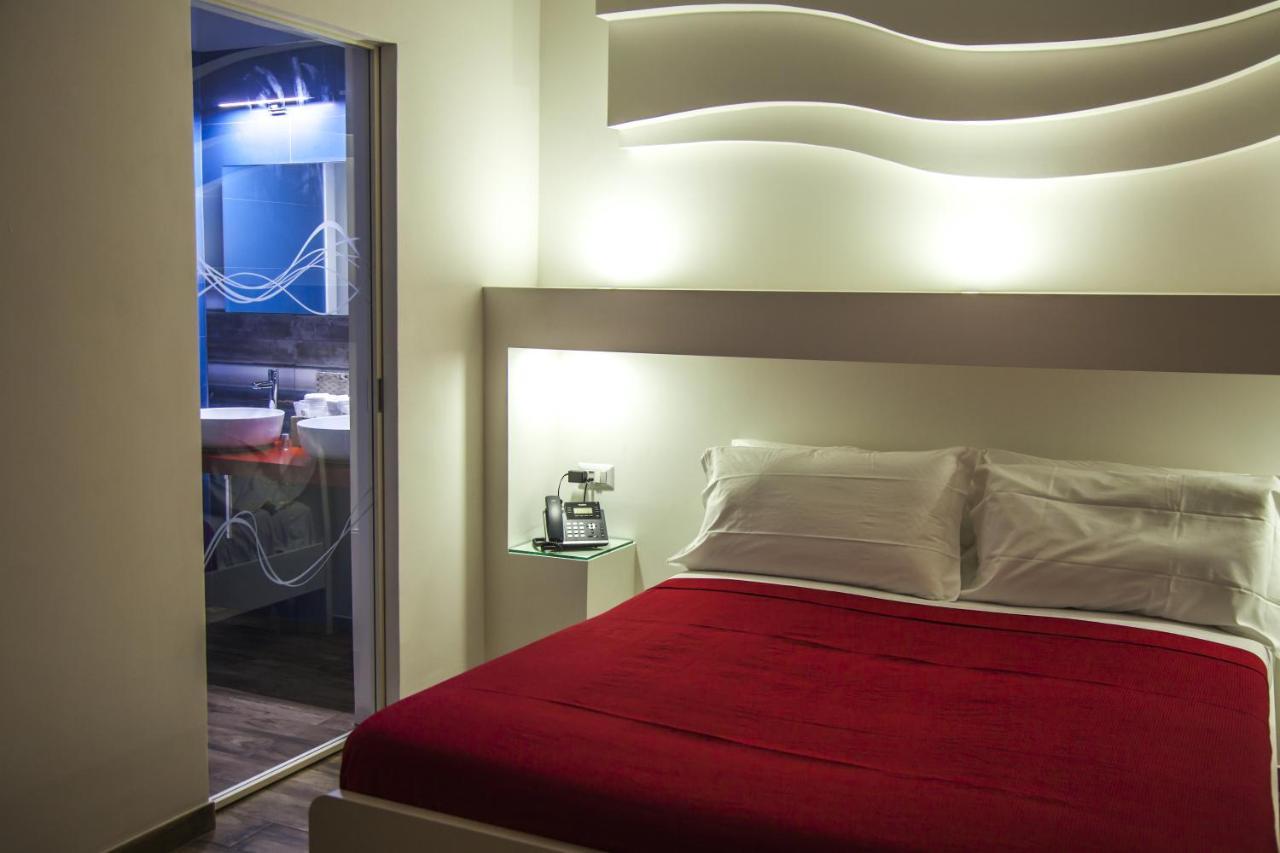 Villa Adelaide Suite & Room Торре-а-Маре Экстерьер фото